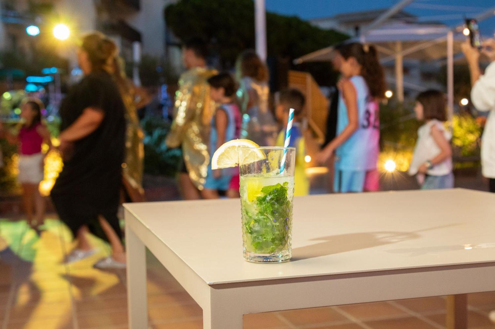 Prestige Sant Marc Otel Roses Dış mekan fotoğraf